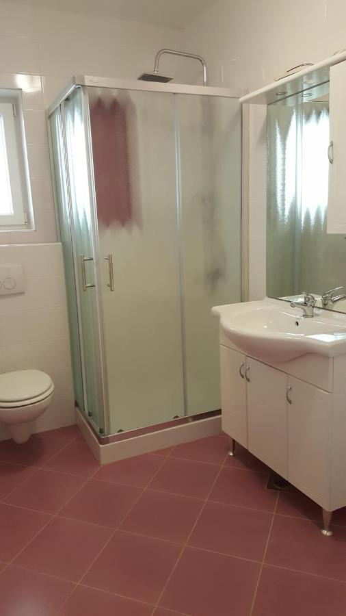 Haus Silvia Apartment Rovinj Bagian luar foto