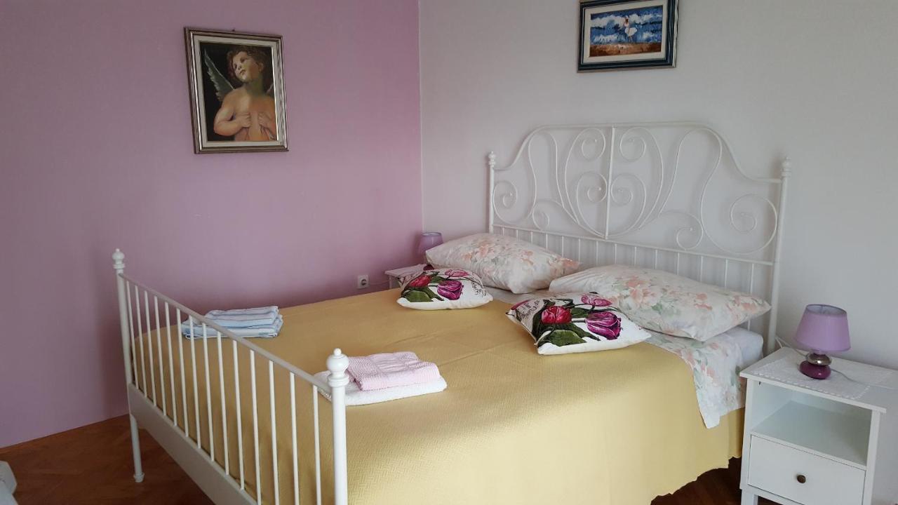 Haus Silvia Apartment Rovinj Bagian luar foto