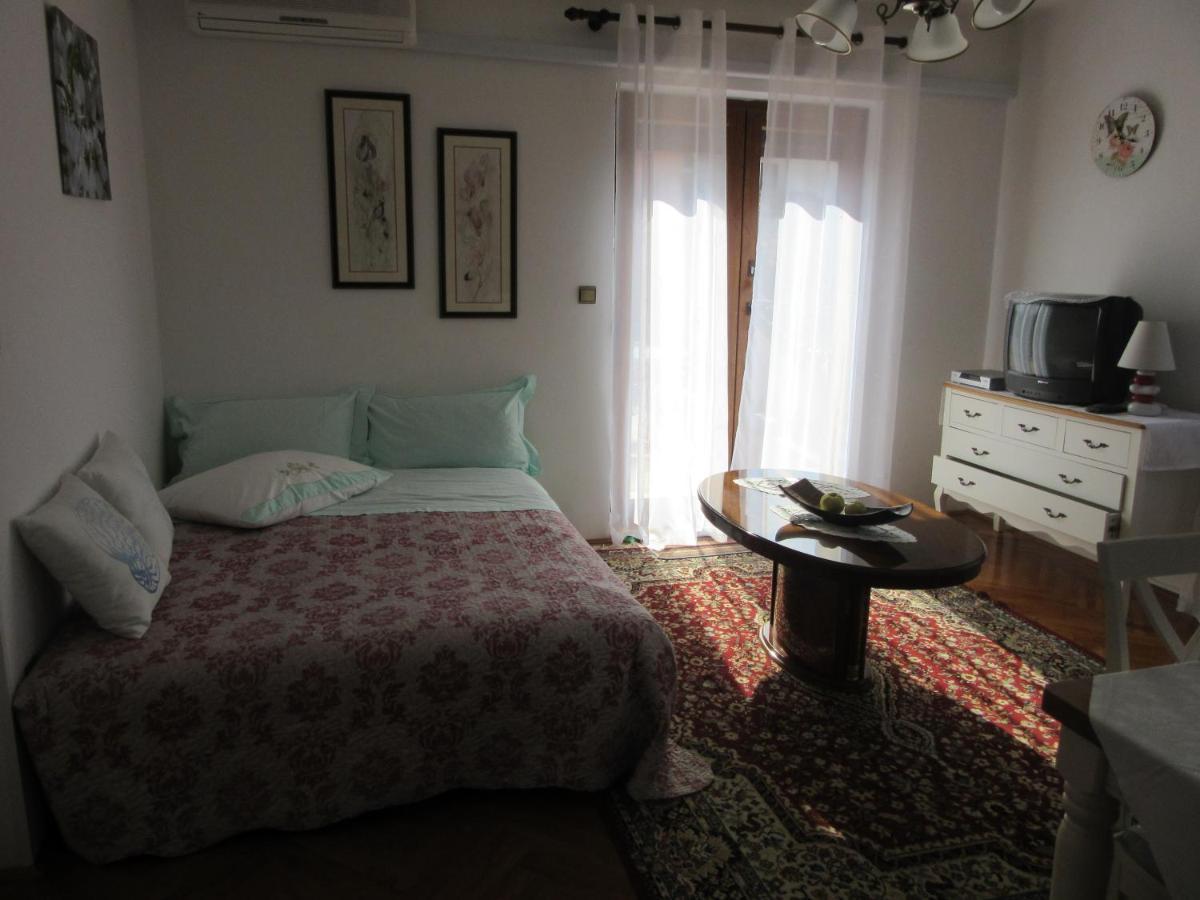 Haus Silvia Apartment Rovinj Bagian luar foto