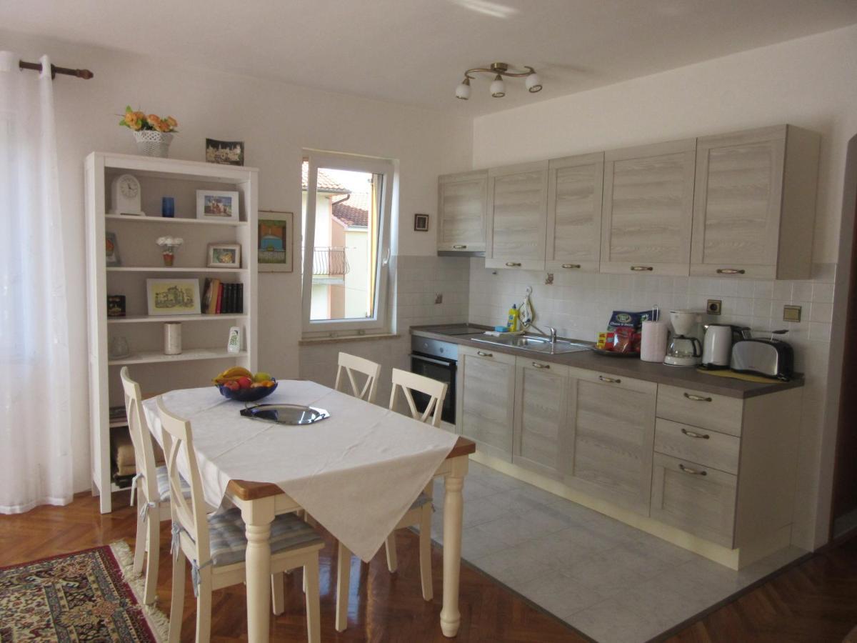 Haus Silvia Apartment Rovinj Bagian luar foto