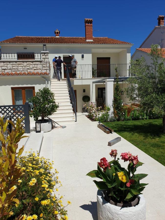 Haus Silvia Apartment Rovinj Bagian luar foto