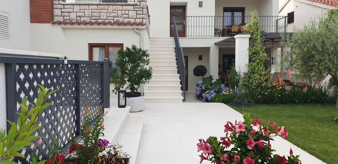 Haus Silvia Apartment Rovinj Bagian luar foto
